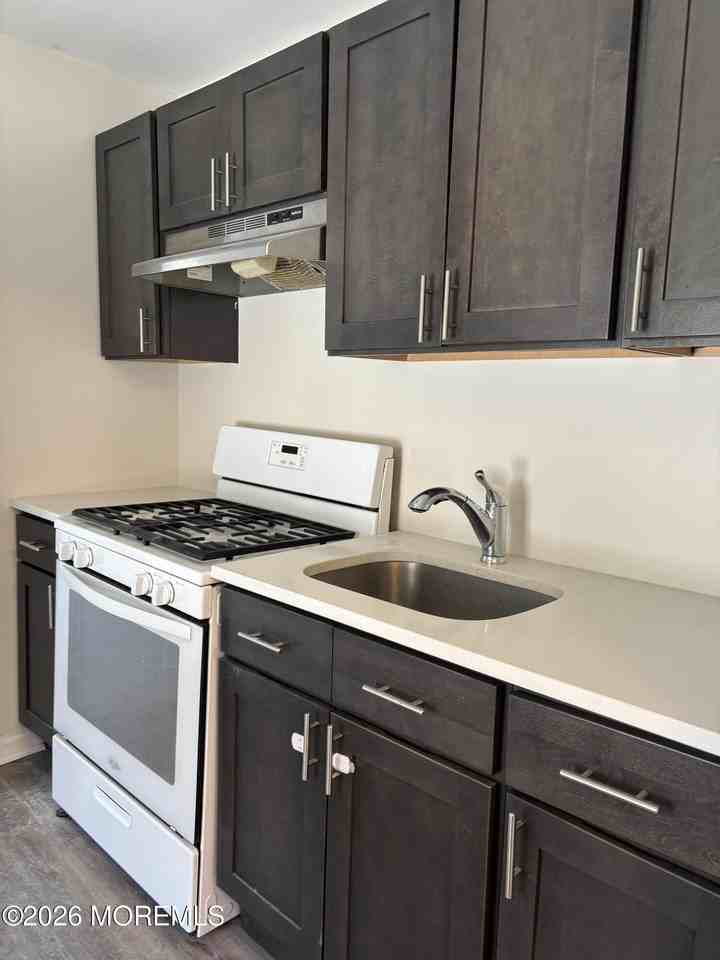 80 Herbert St #A - Photo 3 of 5