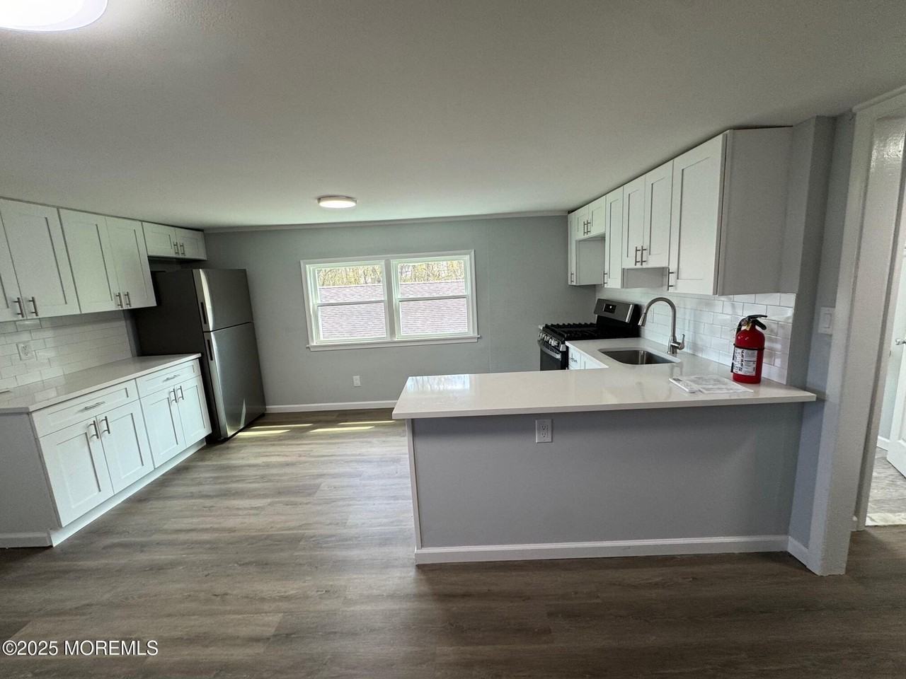 43 Parker St #B - Photo 6 of 13