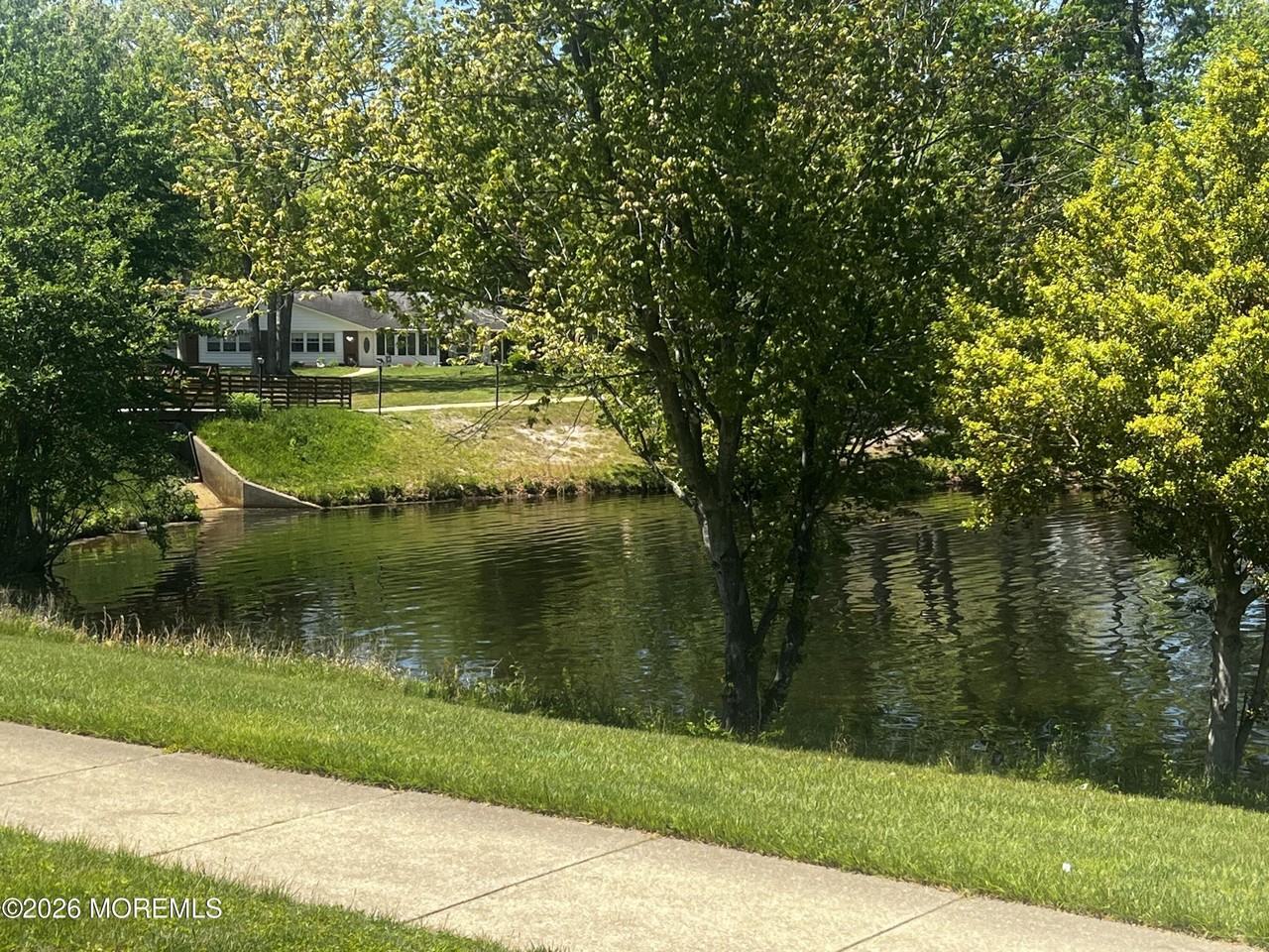 106A Edinburgh Ln - Photo 3 of 21