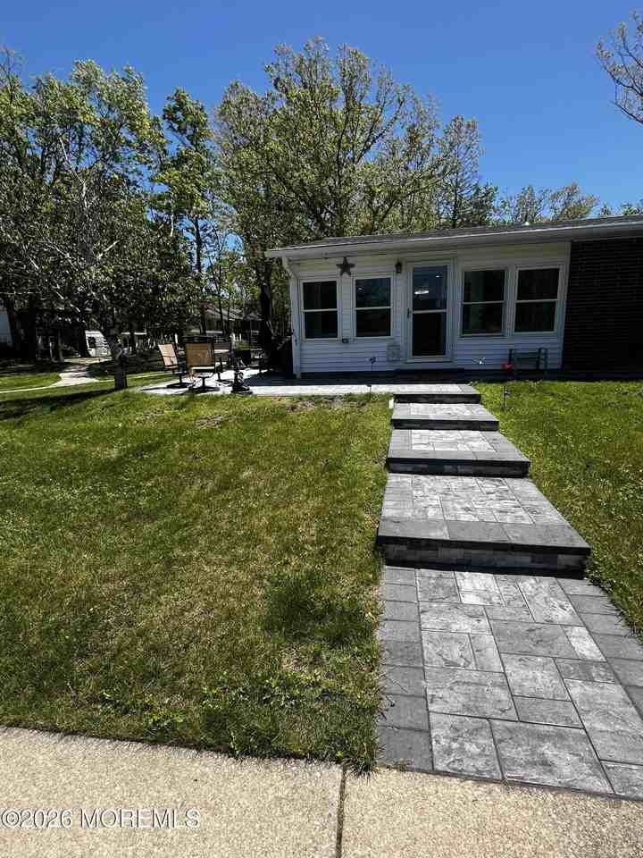 106A Edinburgh Ln - Photo 4 of 21