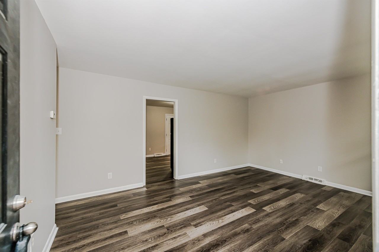 735 Edgegreen Dr #1 - Photo 2 of 24