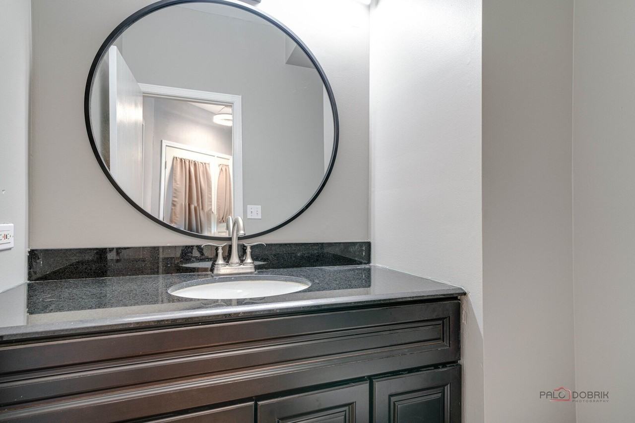 1357 S Candlestick Way - Photo 7 of 23