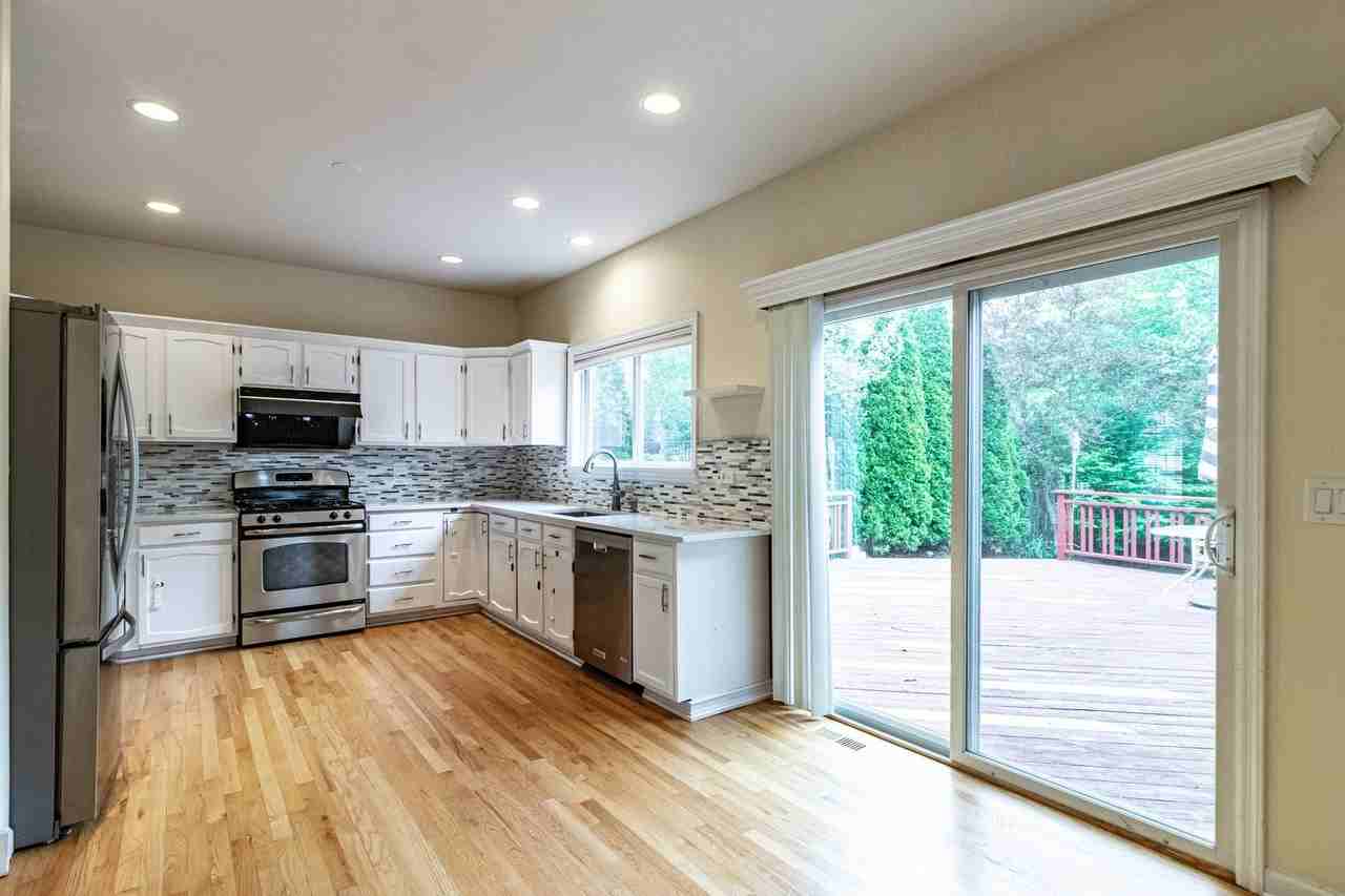 7731 Milan Way - Photo 4 of 21