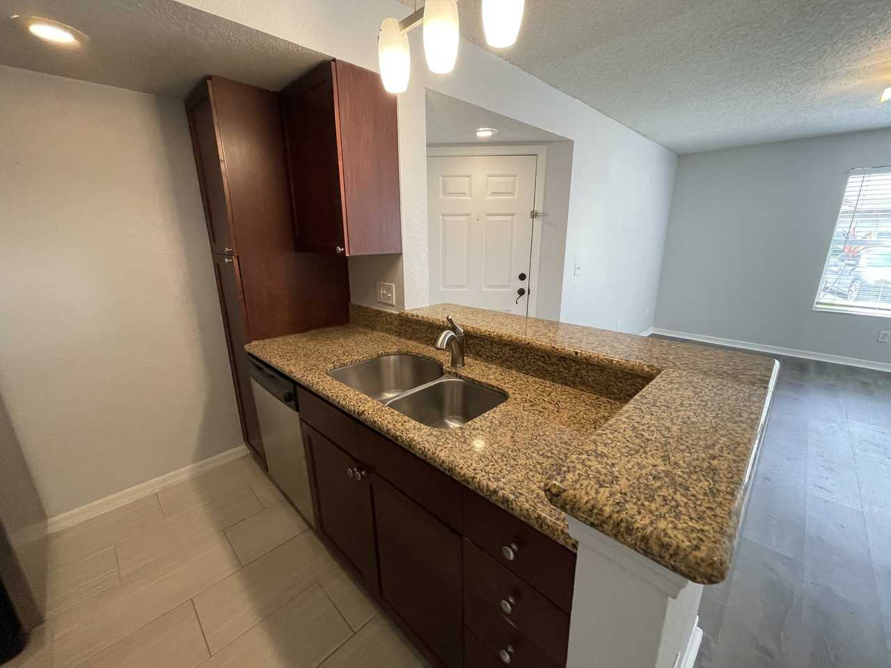 5128 Conroy Rd #713 - Photo 4 of 28