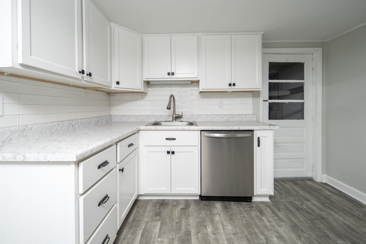 51 Lansing St #1 - Photo 3 of 28