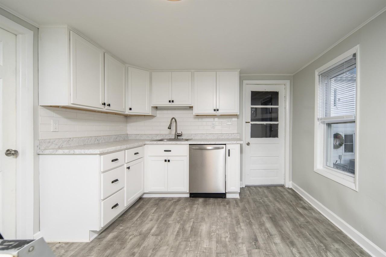 51 Lansing St #1 - Photo 7 of 28