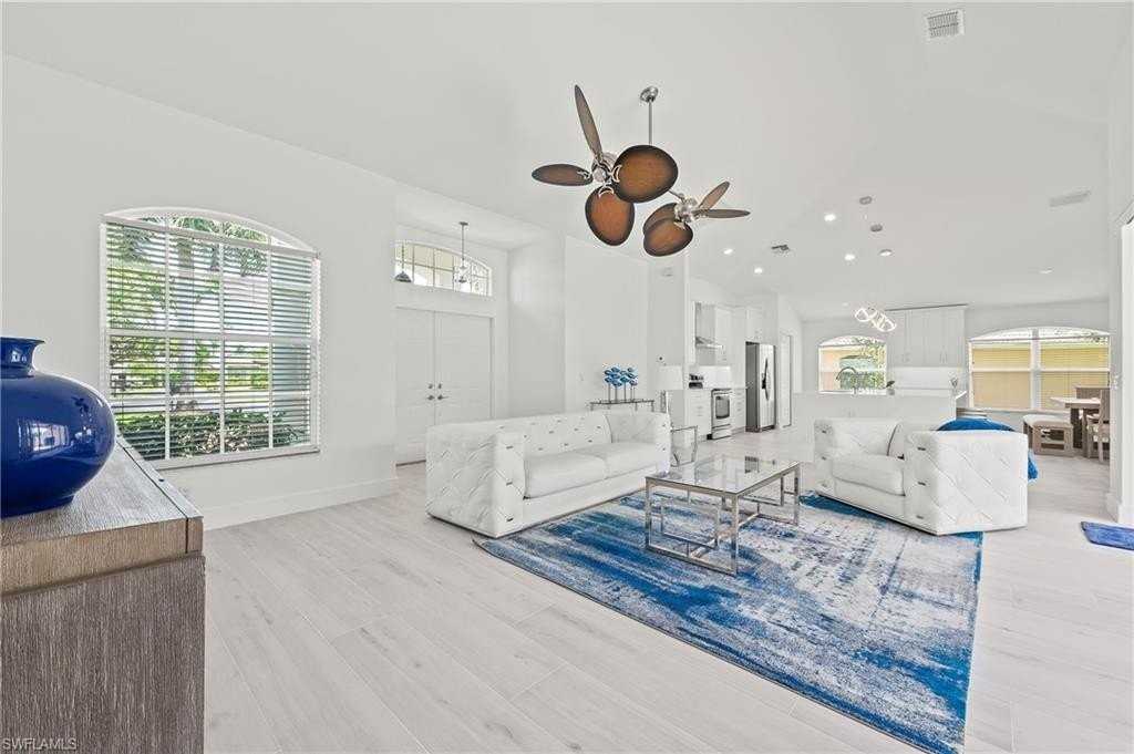 2050 Terrazzo Ln - Photo 3 of 44