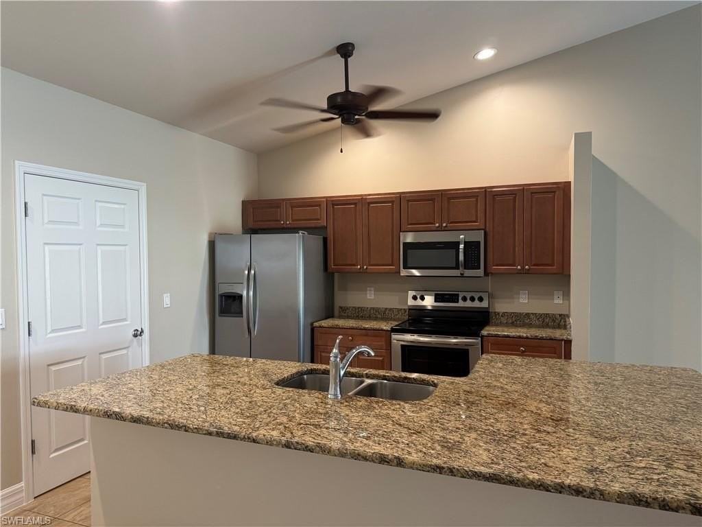 1715 Sw 1st Ave - Photo 7 of 27