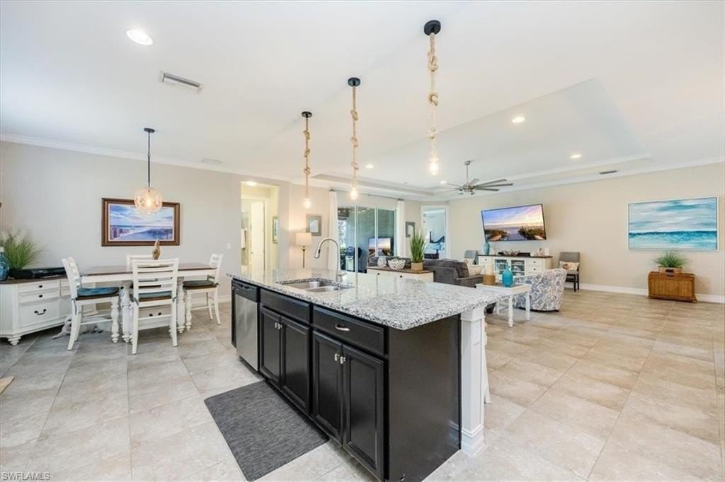 14722 Nautilus Pl - Photo 3 of 31