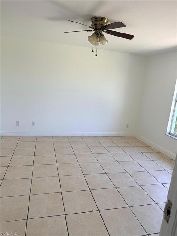 4383 22nd Ave Ne - Photo 5 of 12