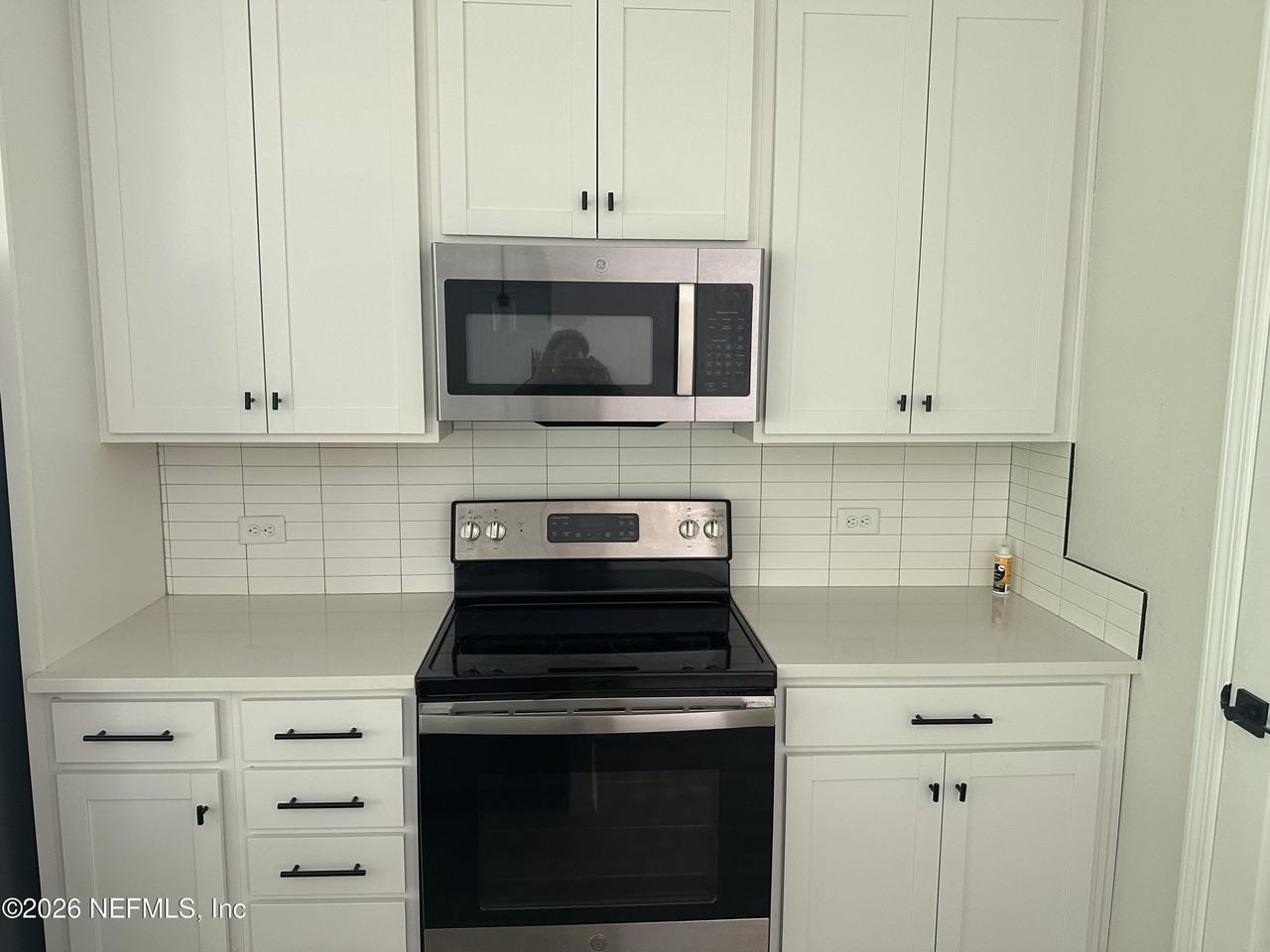 11561 Admirals Cove Dr - Photo 6 of 22