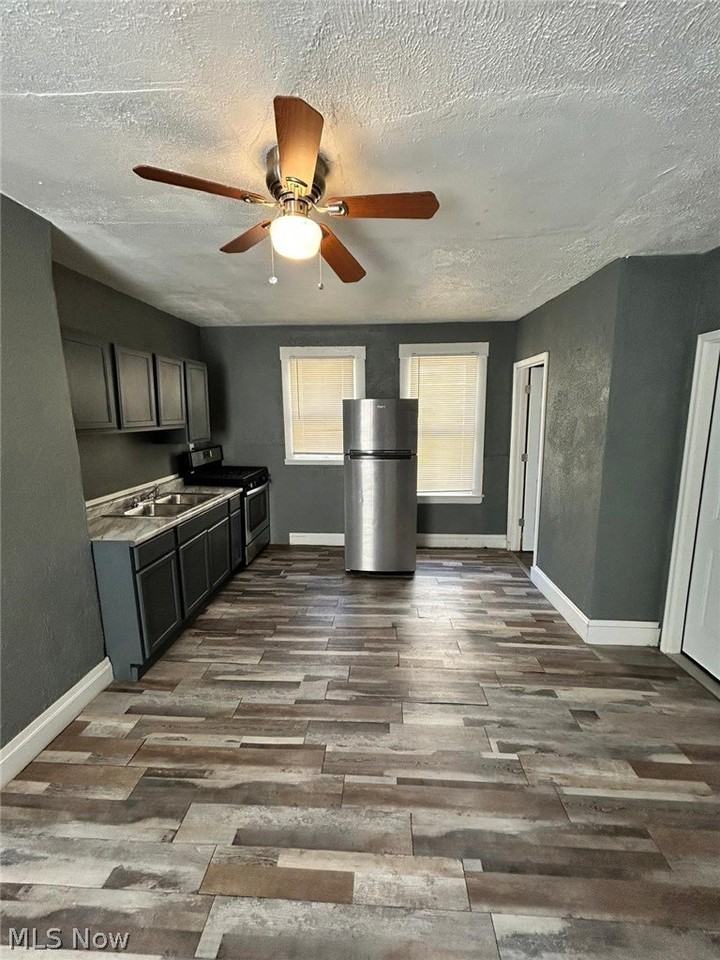 1130 E 68th St #1 - Photo 2 of 10