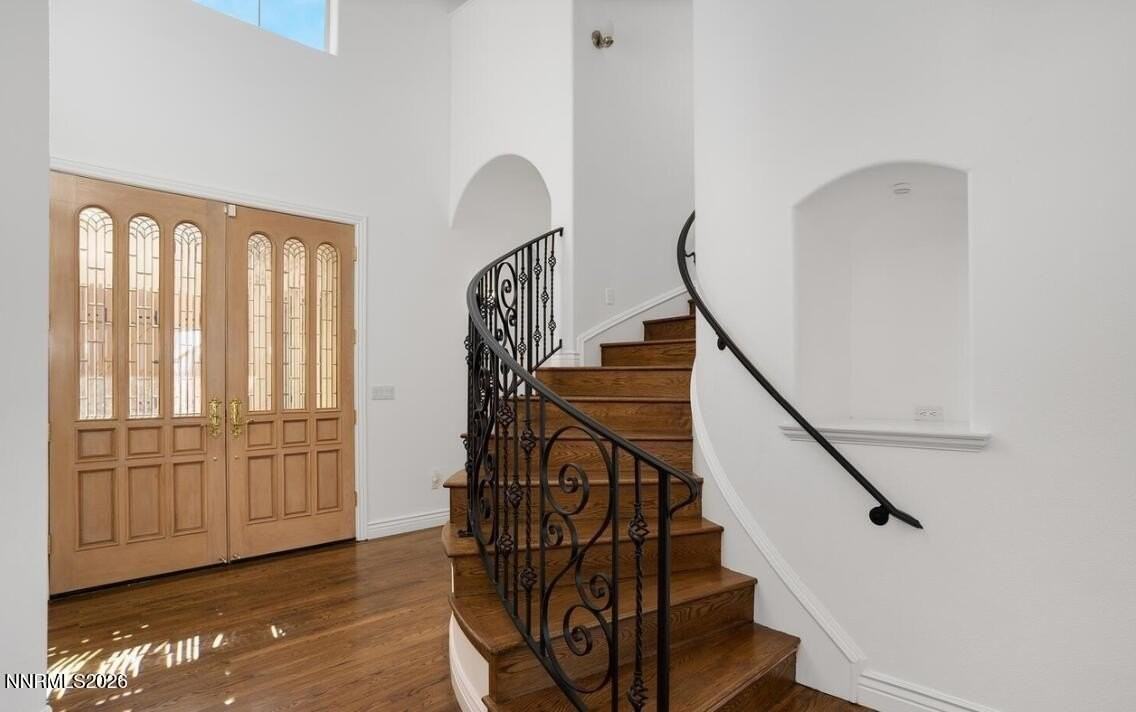 4690 Aberfeldy Rd - Photo 4 of 27
