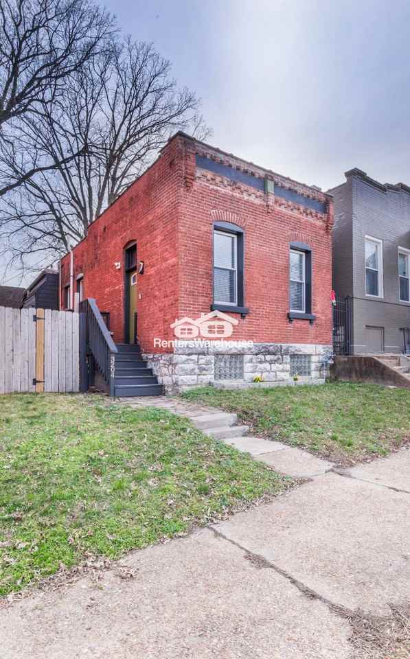 3204 Winnebago St - Photo 4 of 17