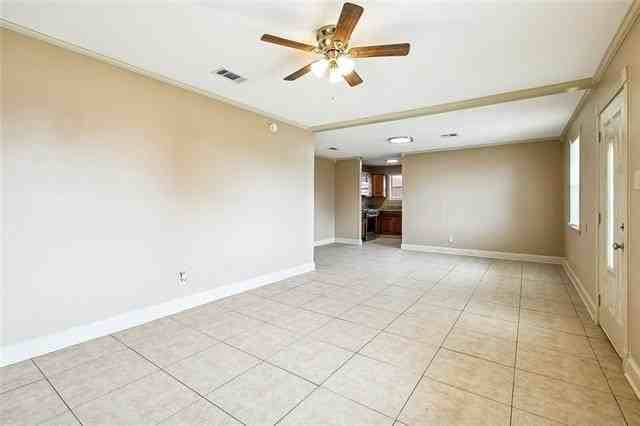 3611 Arizona Ave - Photo 5 of 19