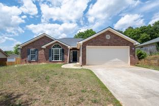 945 Cannock St #1 - Photo 1 of 1