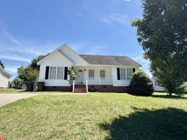featured image of 1033 Holly Pointe Dr #1