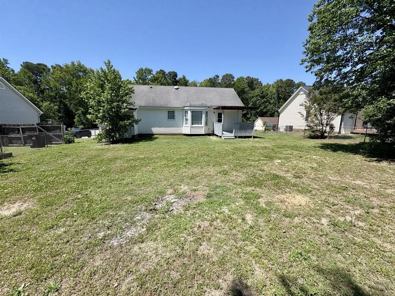 1033 Holly Pointe Dr #1 - Photo 2 of 16
