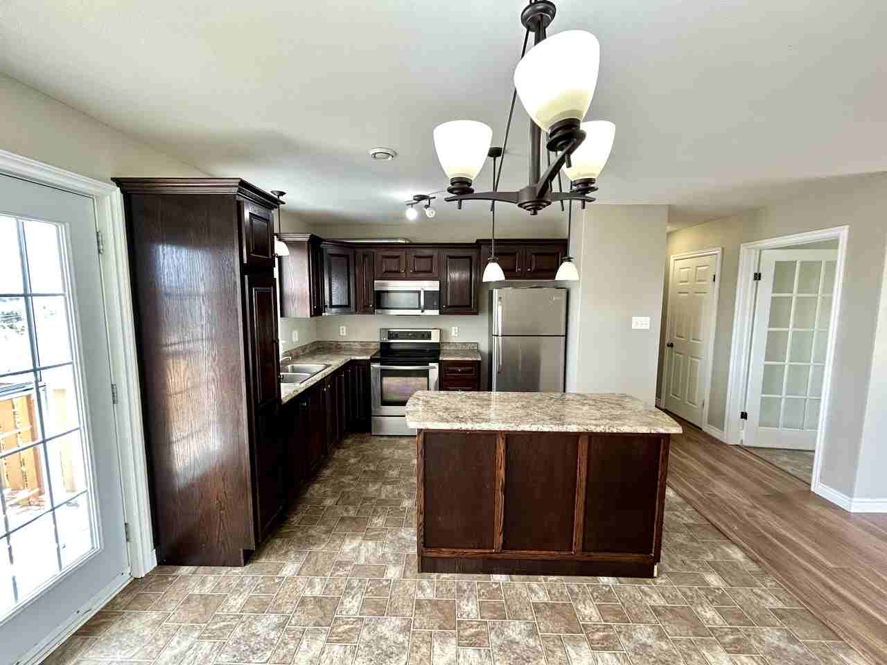 53 Rotary Dr #MAIN - Photo 5 of 32