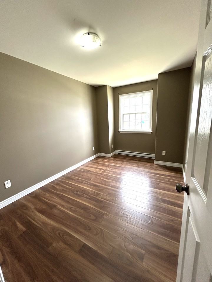 53 Rotary Dr #MAIN - Photo 7 of 32
