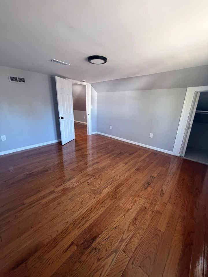 5 Gilbert Ave #3 - Photo 5 of 6