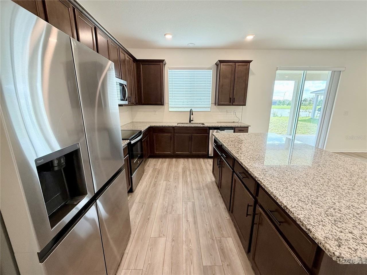 9544 Sandy Bluffs Cir #1 - Photo 6 of 29
