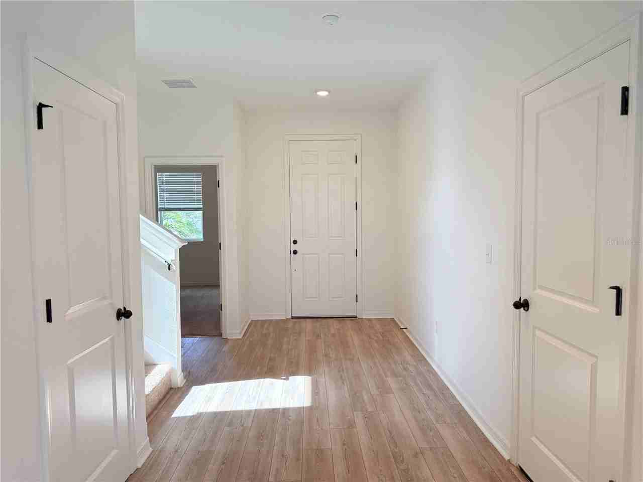9544 Sandy Bluffs Cir #1 - Photo 7 of 29