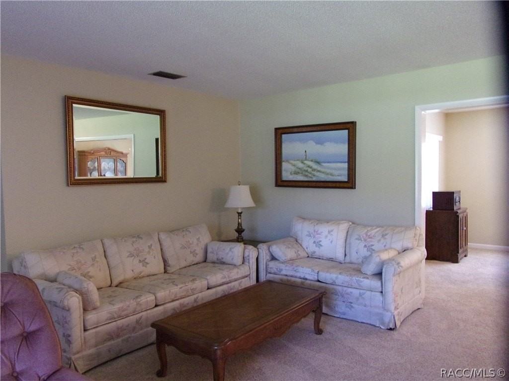 1821 Kimberly Ln - Photo 2 of 34