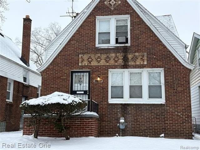19657 Gallagher St - Photo 2 of 10