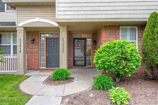 47408 Pembroke Dr - Photo 5 of 31