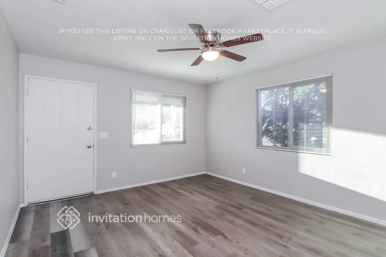 811 E Alice Ave #A - Photo 4 of 16