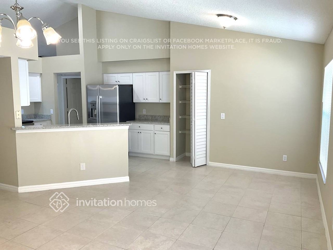 13835 Valleybrooke Ln - Photo 5 of 14