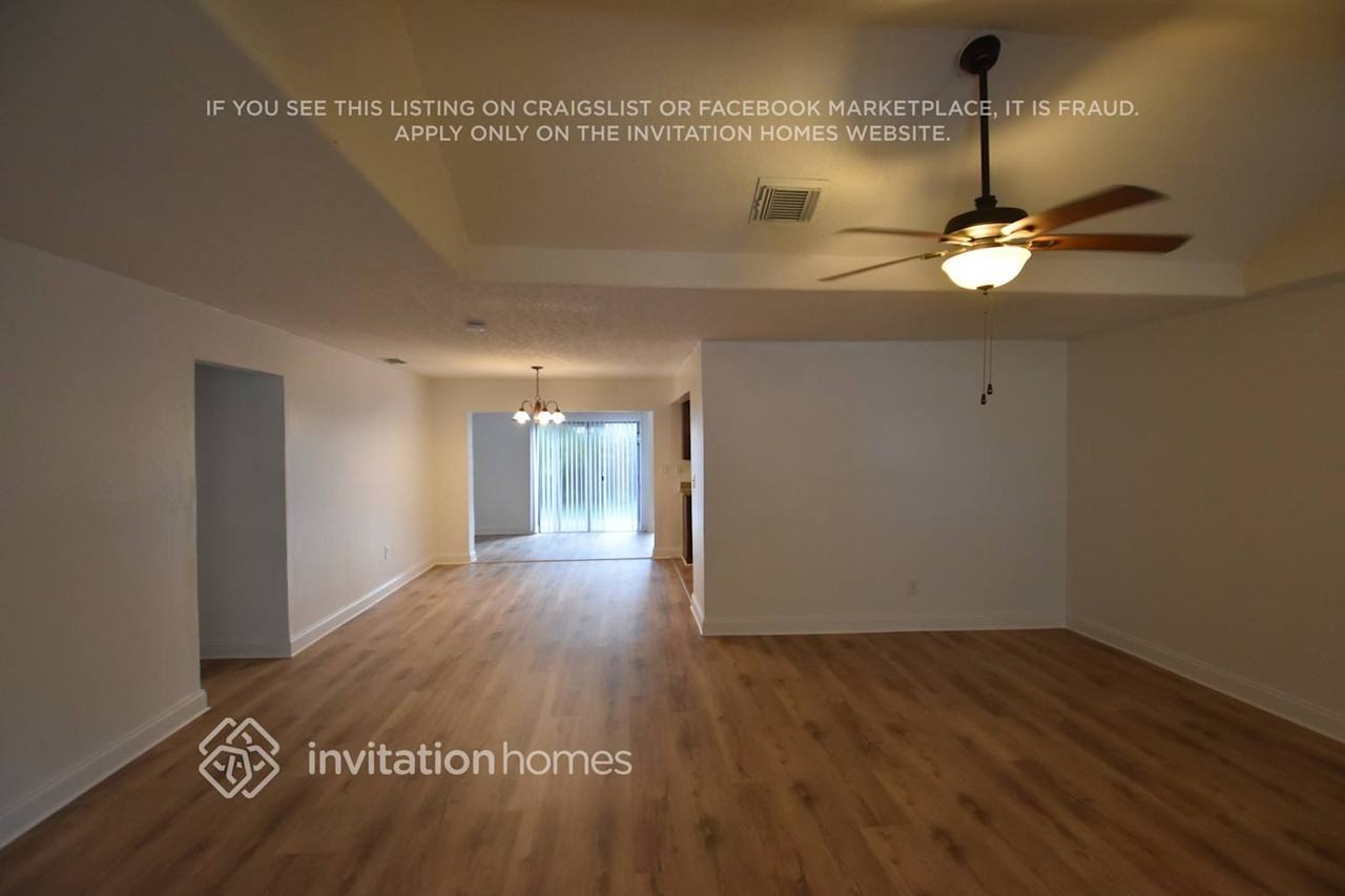 8841 Nw 21st Mnr - Photo 7 of 22