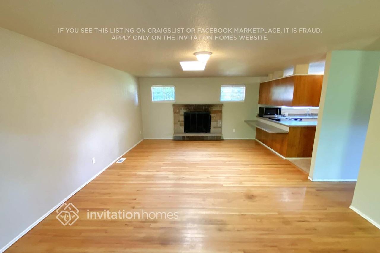 2628 S 357th St - Photo 3 of 15