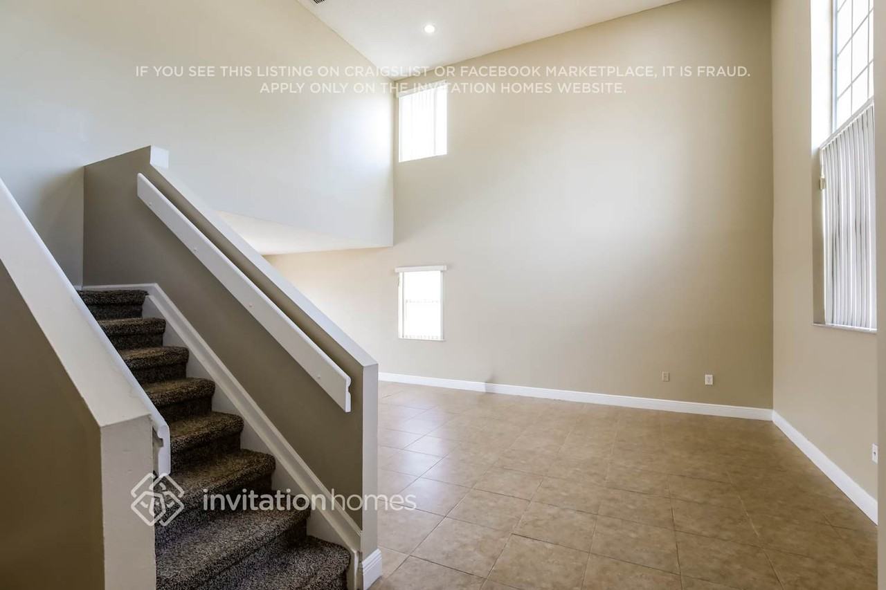 15533 Sw 96th Ter - Photo 4 of 18