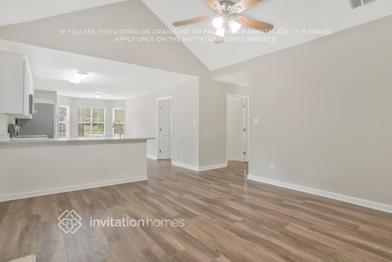 350 Mountain Way - Photo 6 of 26