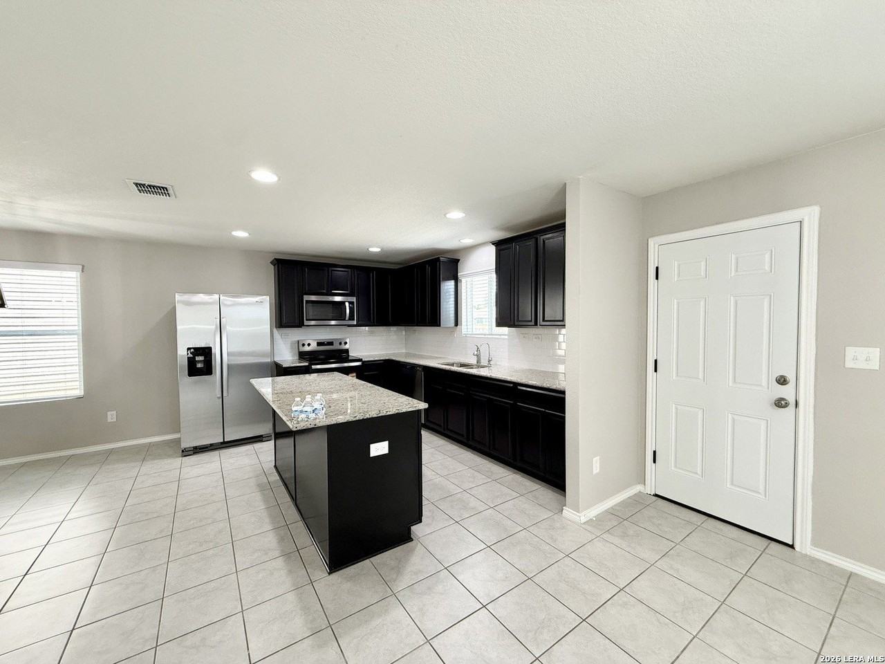 9502 Silver Mist Way - Photo 4 of 18