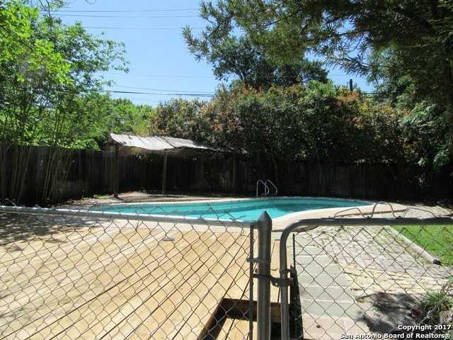 2018 E Lawndale Dr - Photo 3 of 15