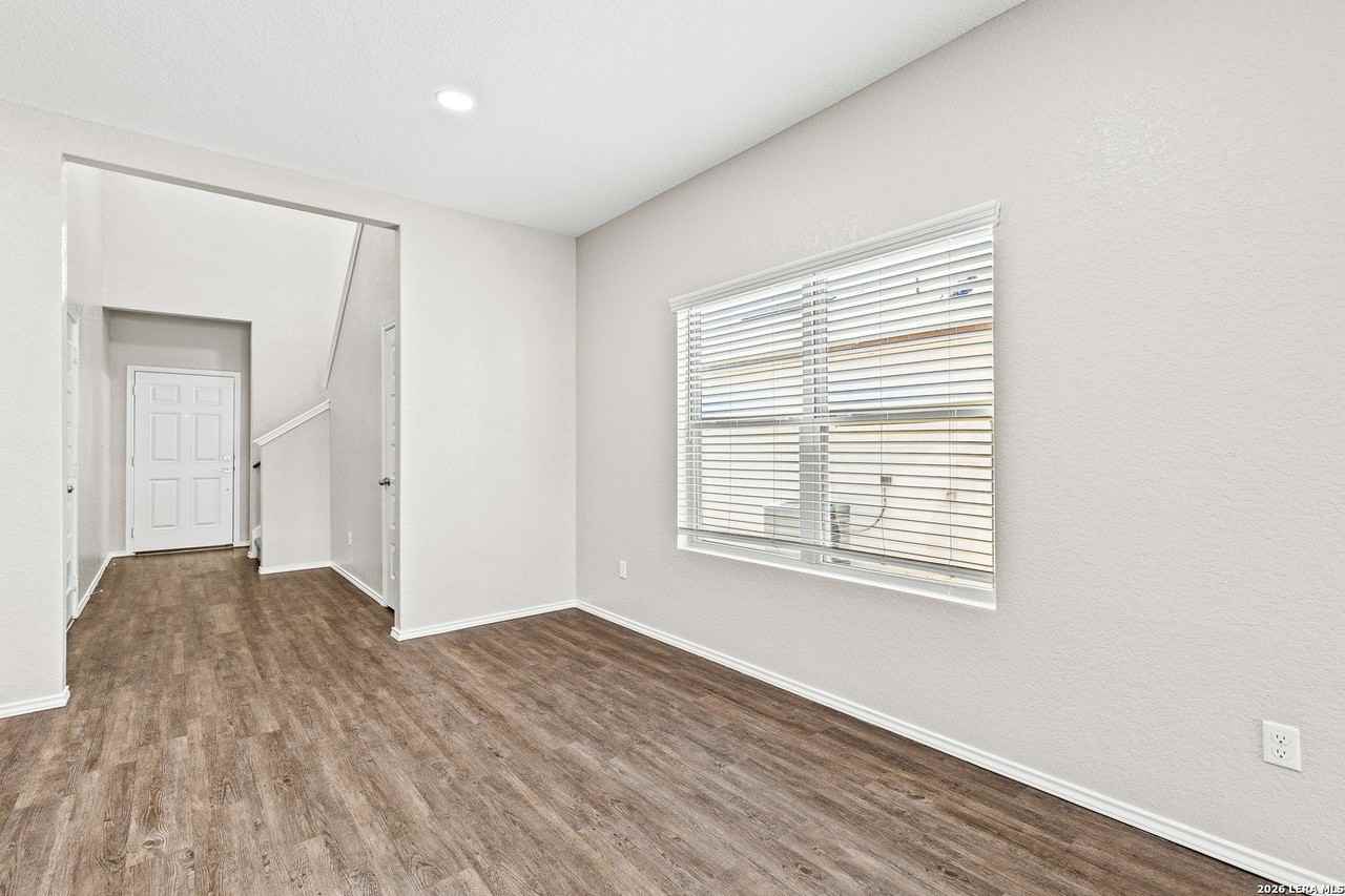 9419 Trap Rock Dr - Photo 7 of 31