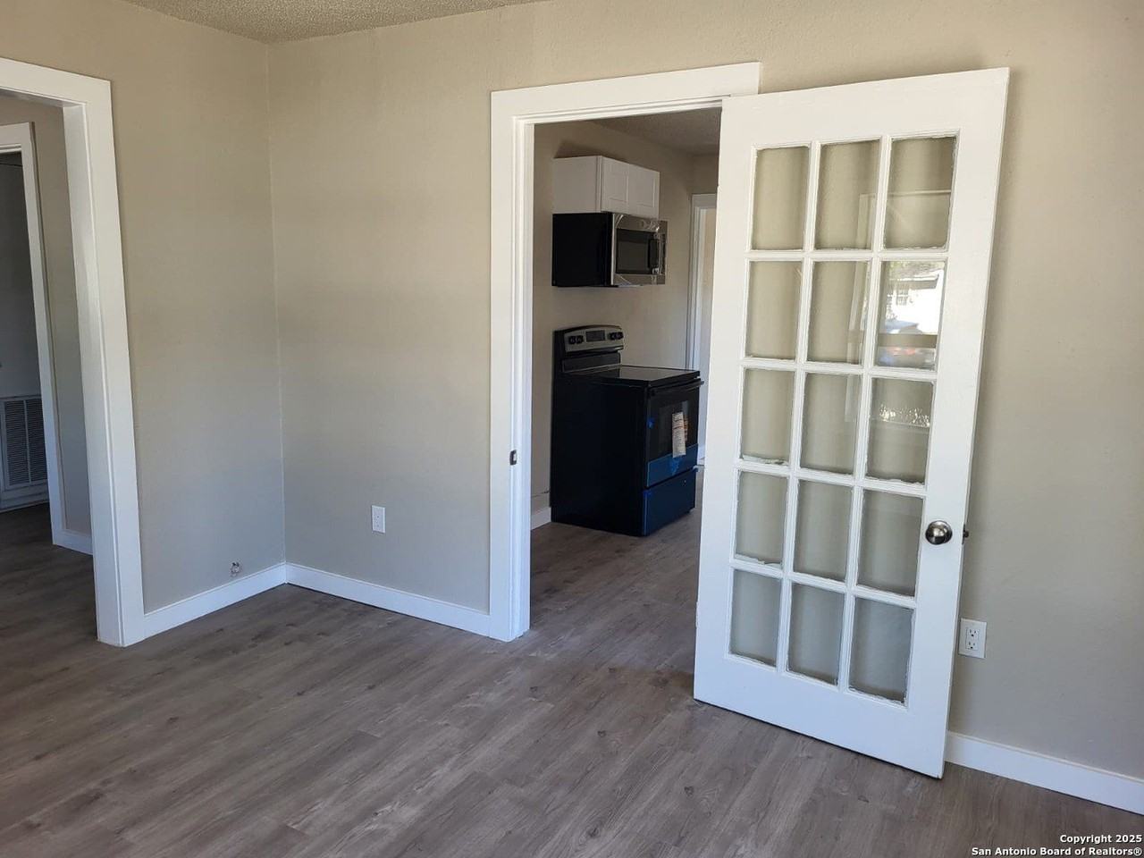 2326 Basse Rd - Photo 7 of 24