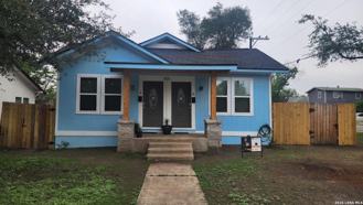 803 W Hollywood Ave - Photo 1 of 1