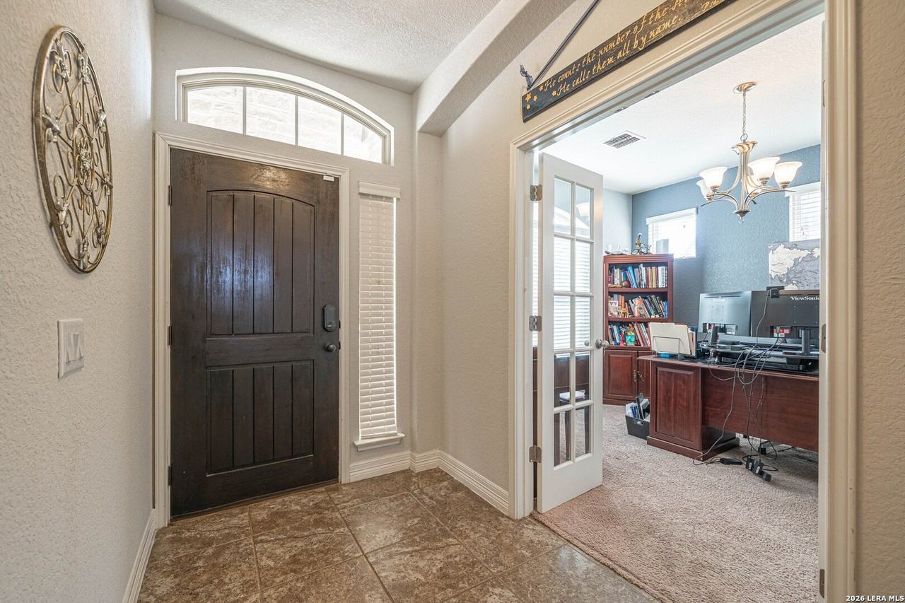 8923 Monument Parke - Photo 4 of 37