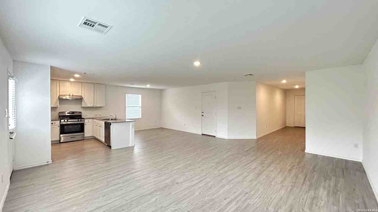 9007 Celestial Pl - Photo 4 of 32