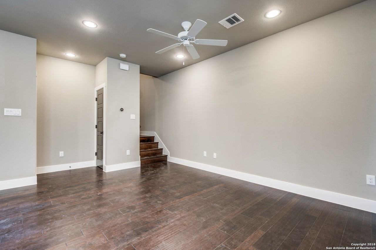 252 Claremont Ave #102 - Photo 5 of 25