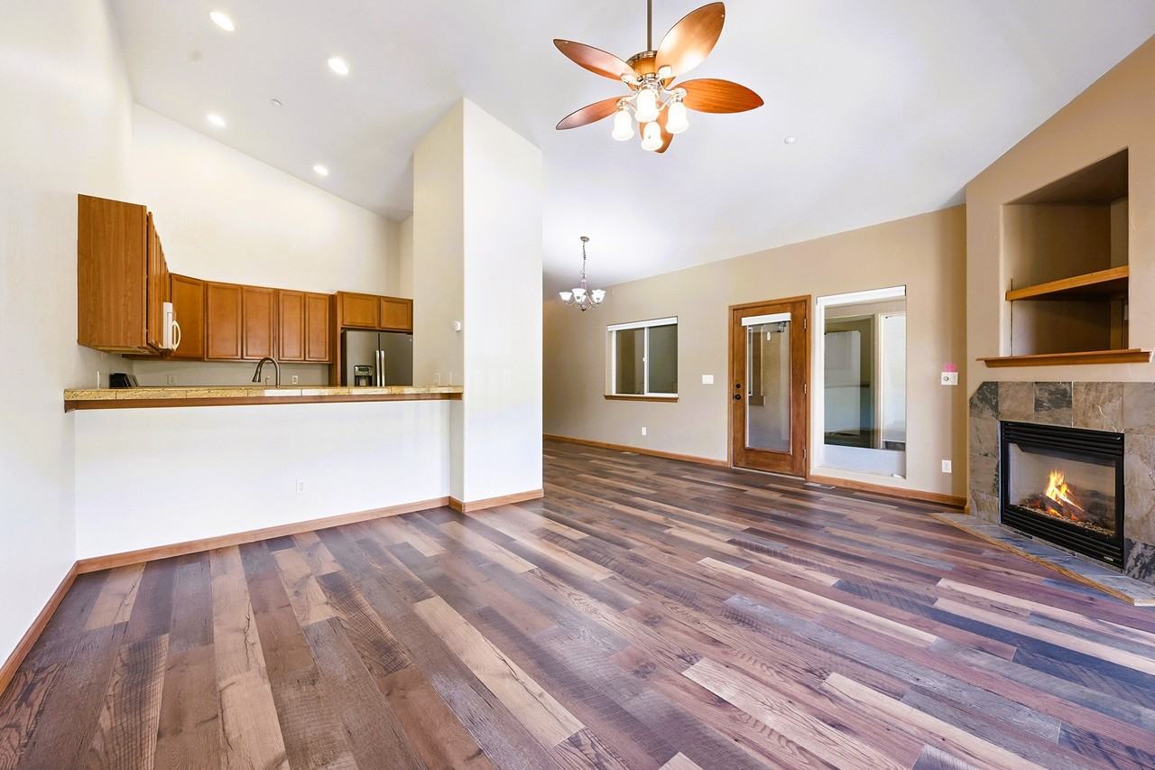 9168 Black Mountain Dr #6 - Photo 6 of 37