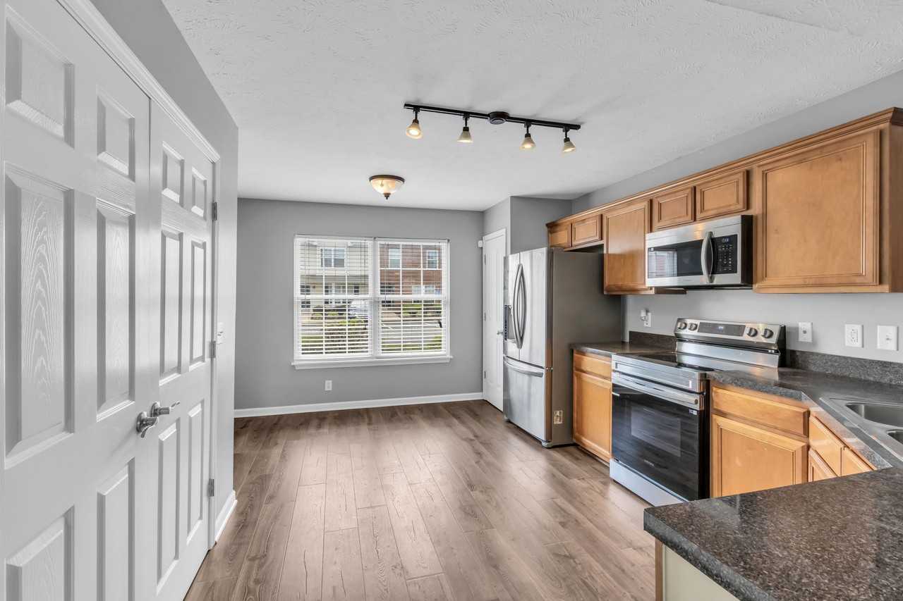 414 Arapaho Dr #1 - Photo 7 of 26