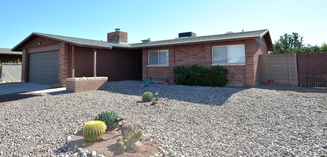 3777 W Horizon Hills Dr - Photo 4 of 45