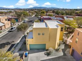 featured image of 953 W Calle Carasol