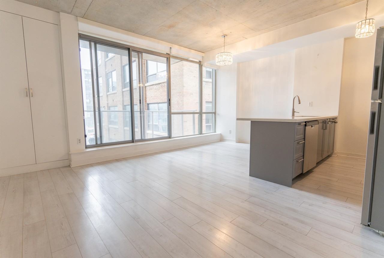 36 The Charlotte #401 - Photo 2 of 11