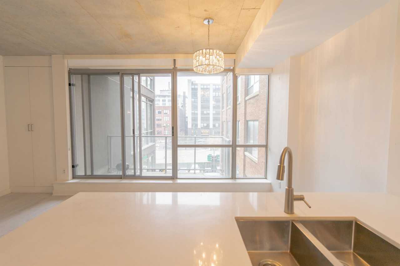 36 The Charlotte #401 - Photo 3 of 11